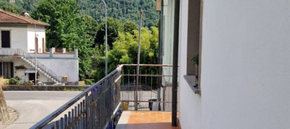 4 rooms House in Bagni di Lucca, Italy No. 261573 3