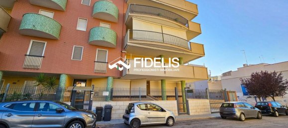 2 bedrooms Apartment in Andria, Italy No. 346962 3
