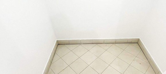 2 rooms Apartment in Hernals, Austria No. 136070 10