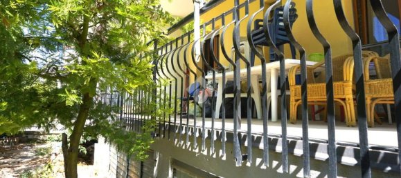 4 Schlafzimmer Wohnung in Montecorvino Pugliano, Italy, Nr. 272200 10