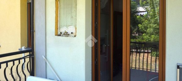 4 Schlafzimmer Wohnung in Montecorvino Pugliano, Italy, Nr. 272200 7