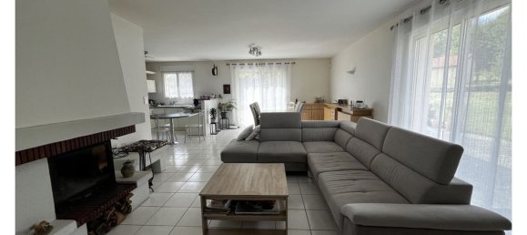 4 Schlafzimmer Villa in Aveyron, France, Nr. 341774 11