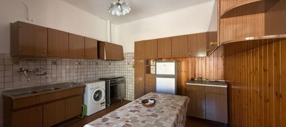 3 rooms Apartment in Albano Laziale, Italy No. 280007 14