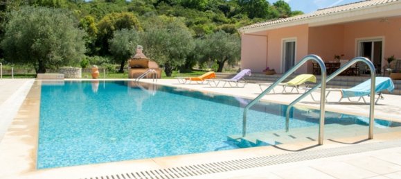 5 Schlafzimmer Villa in Corfu, Greece, Nr. 1247 3