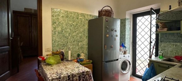 5 rooms Apartment in Florence, Italy No. 268002 14