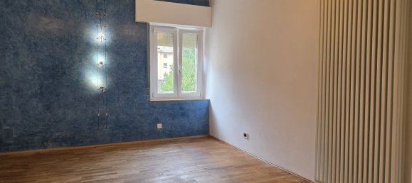 3 rooms Apartment in Udine, Italy No. 297198 6