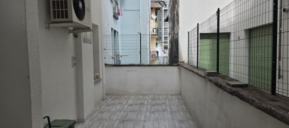 3 rooms Apartment in Udine, Italy No. 297198 2