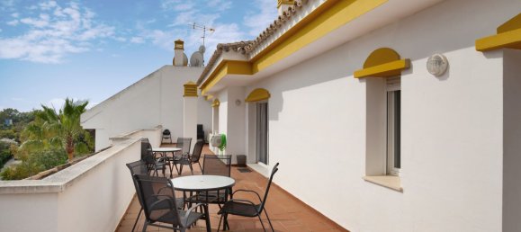 2 bedrooms Penthouse in Marbella, Spain No. 134150 2