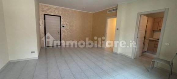 2 Schlafzimmer Wohnung in Parabiago, Italy, Nr. 16585 7