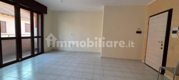 2 Schlafzimmer Wohnung in Parabiago, Italy, Nr. 16585 27