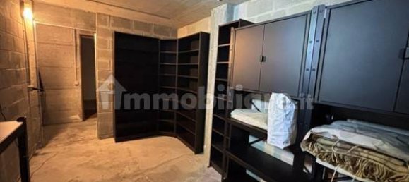 2 Schlafzimmer Wohnung in Parabiago, Italy, Nr. 16585 15