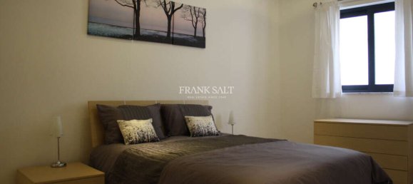 3 Schlafzimmer Wohnung in Saint Julian's, Malta, Nr. 3449 5