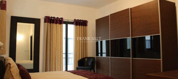 3 Schlafzimmer Wohnung in Saint Julian's, Malta, Nr. 3449 4