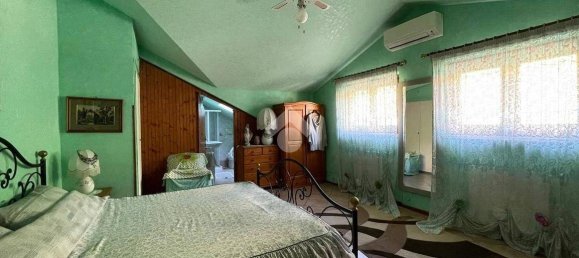 4 bedrooms Villa in Trevignano Romano, Italy No. 166986 19