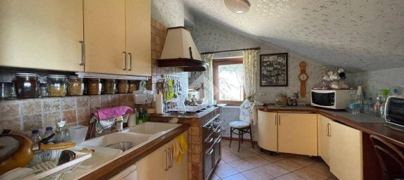 4 bedrooms Villa in Trevignano Romano, Italy No. 166986 9