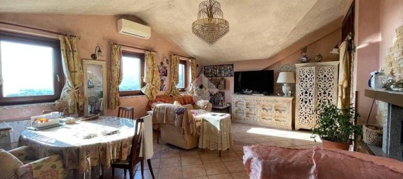 4 bedrooms Villa in Trevignano Romano, Italy No. 166986 7