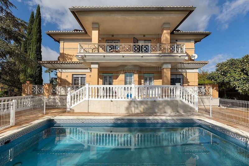 4 Schlafzimmer Haus in Peligros, Spain, Nr. 236455