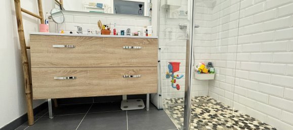 2 bedrooms Apartment in Reims, France No. 235829 12