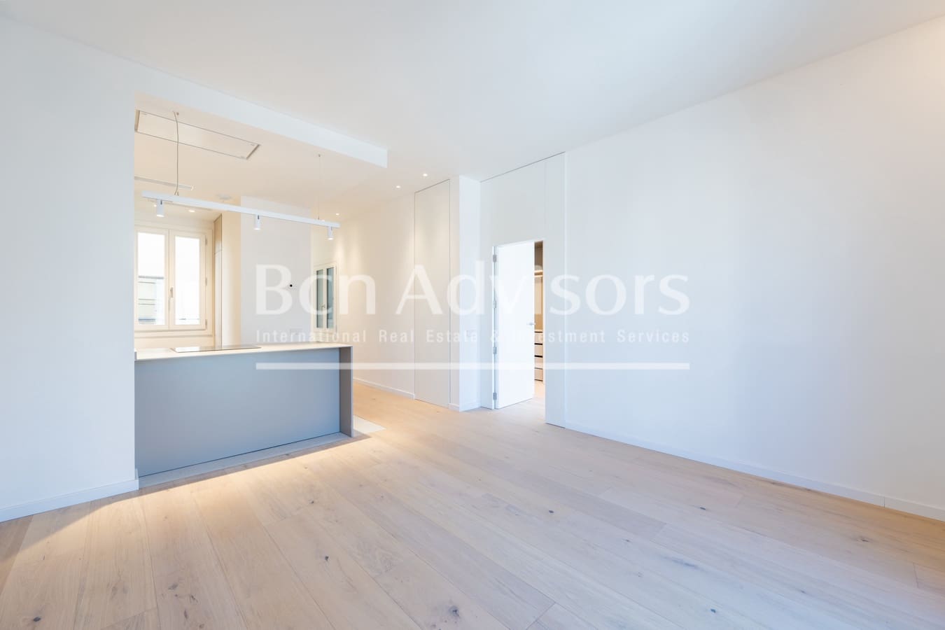 2 bedrooms Apartment in Eixample, Spain No. 164760