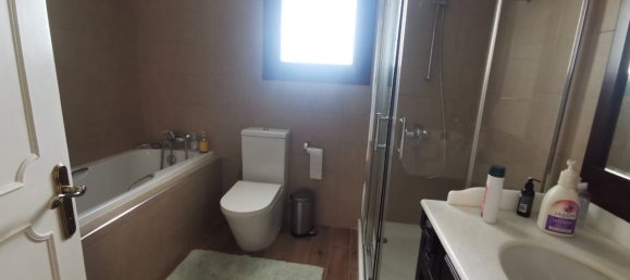 Casa de 4 dormitorios en Tala, Cyprus No. 9763 12