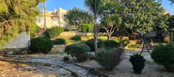 Casa de 4 dormitorios en Tala, Cyprus No. 9763 6