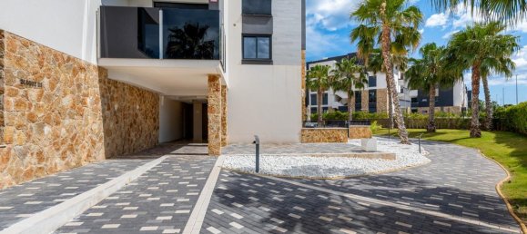 Apartamento de 2 dormitorios en Alicante, Spain No. 12819 3