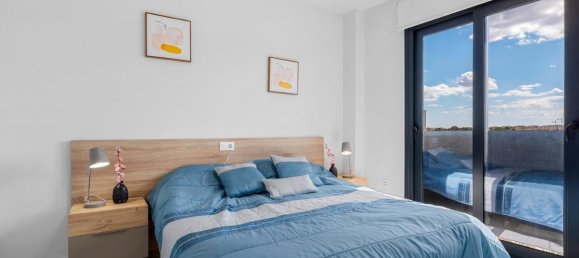 Apartamento de 2 dormitorios en Alicante, Spain No. 12819 19