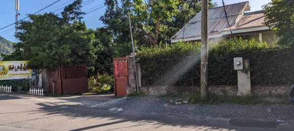 Земельный участок с 15 спальнями в Лубьер, Доминика № 14 10