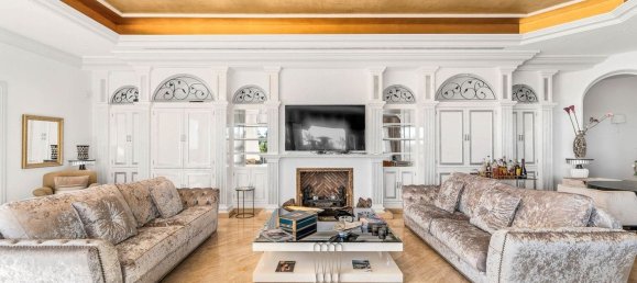 16 bedrooms Villa in El Paraiso, Spain No. 184555 25