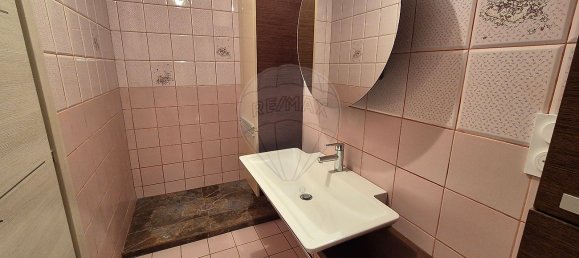 3 bedrooms House in Merignac, France No. 329778 6