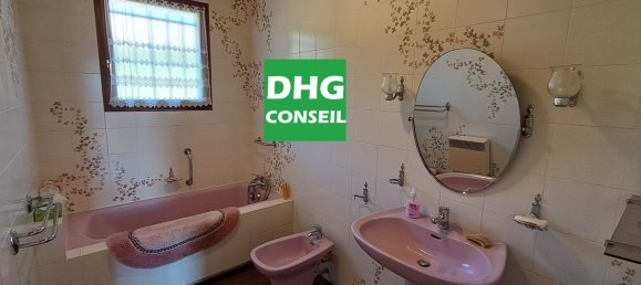 4 bedrooms House in Berze-la-Ville, France No. 59495 4