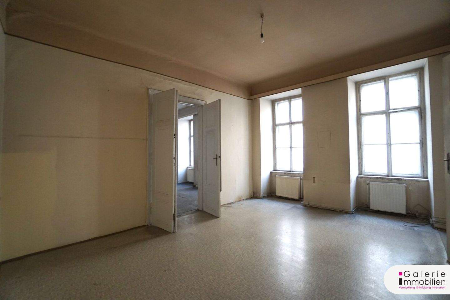 Квартира с 4 комнатами в Мариахильф, Австрия № 145961