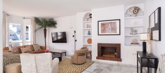 3 bedrooms Apartment in Marbella, Spain No. 275025 4