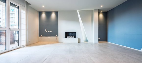 5 bedrooms Apartment in Turin, Italy No. 332594 9