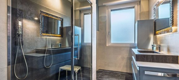 5 bedrooms Apartment in Turin, Italy No. 332594 19