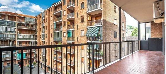 5 bedrooms Apartment in Turin, Italy No. 332594 42