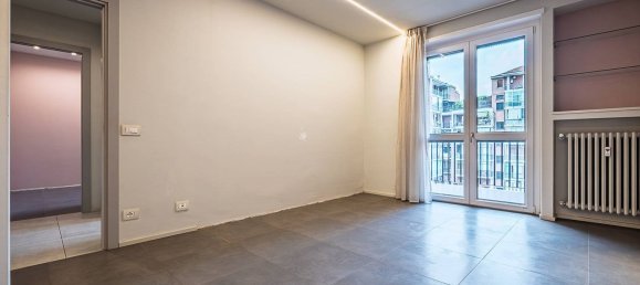 5 bedrooms Apartment in Turin, Italy No. 332594 30