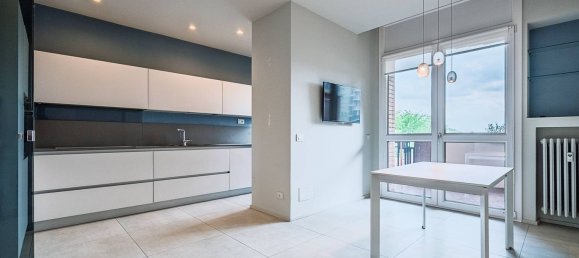 5 bedrooms Apartment in Turin, Italy No. 332594 6