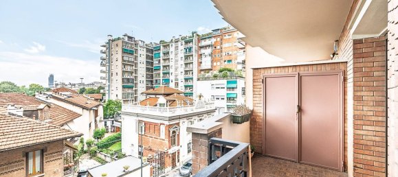 5 bedrooms Apartment in Turin, Italy No. 332594 40