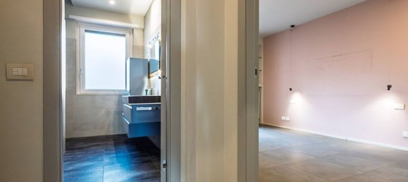 5 bedrooms Apartment in Turin, Italy No. 332594 22