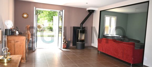 Villa de 3 dormitorios en Saint-Restitut, France No. 190954 2