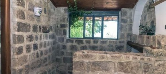 6 غرف نوم فيلا في Marzano Appio, Italy رقم 325650 11