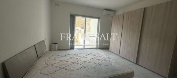 3 bedrooms Apartment in Marsalforn, Malta No. 6119 6