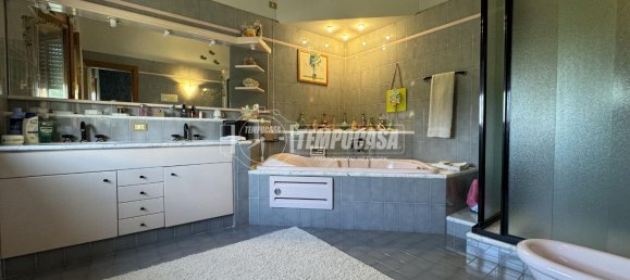 10-Zimmer Wohnung in Gorlago, Italy, Nr. 233869 30