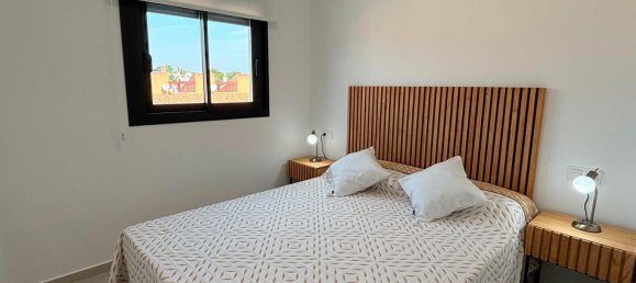 Apartamento de 3 dormitorios en San Miguel de Salinas, Spain No. 288574 13