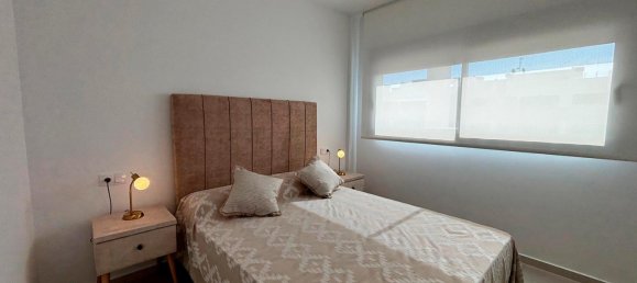 Apartamento de 3 dormitorios en San Miguel de Salinas, Spain No. 288574 12