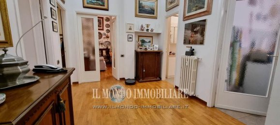 2 Schlafzimmer Wohnung in Florence, Italy, Nr. 175403 20