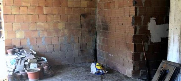 8-salle Appartement à Fontana Liri, Italy No. 87560 5