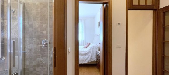 Villa de 5 dormitorios en Camaiore, Italy No. 365194 34