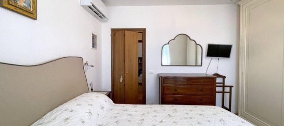 Villa de 5 dormitorios en Camaiore, Italy No. 365194 42